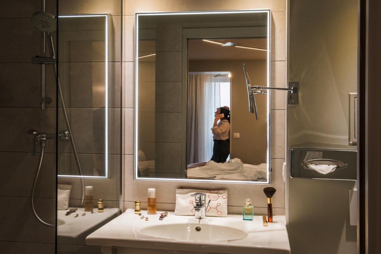Mercure Paris Pont De Levallois Neuilly Екстериор снимка